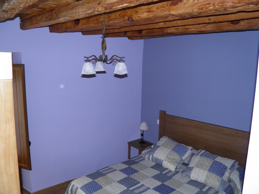 Apartamentos Turisticos Penafiel Bilik gambar