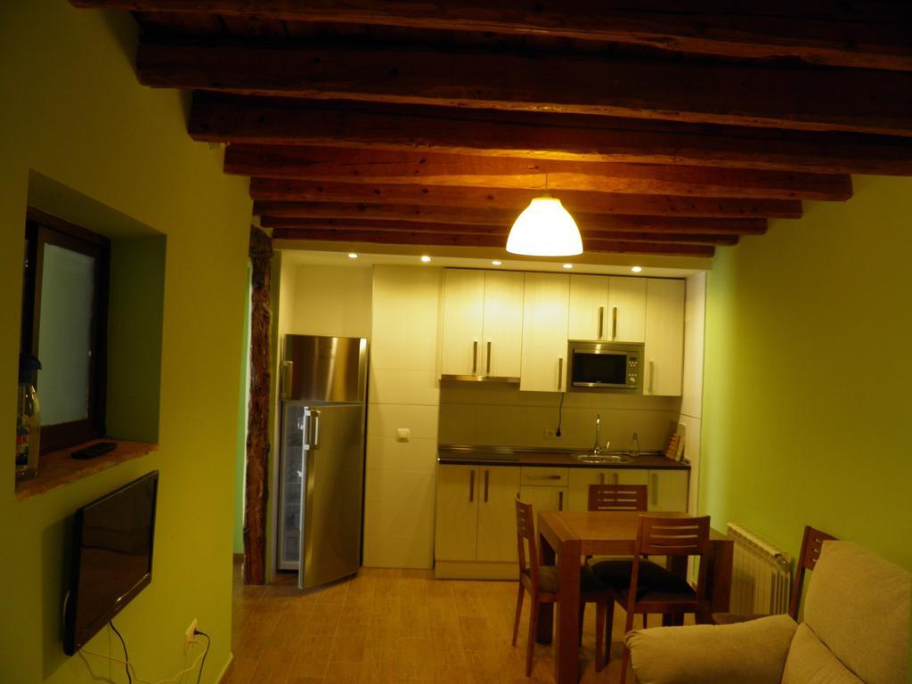 Apartamentos Turisticos Penafiel Bilik gambar