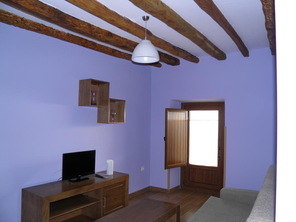 Apartamentos Turisticos Penafiel Bilik gambar